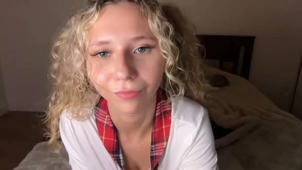 anyaa777 25-06-2026 Cam Show bj-dildo show