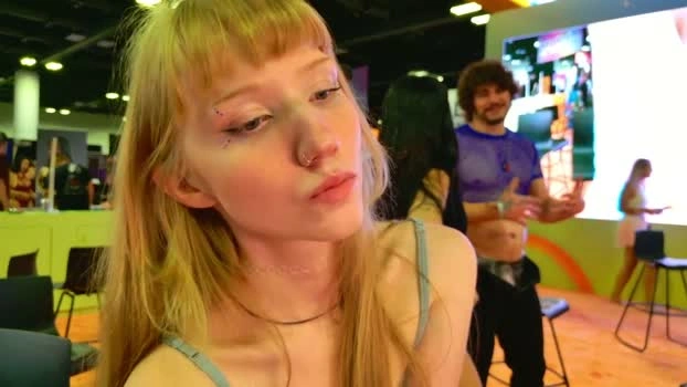 eve003300 27-06-2026 Cam Show yummy kissing