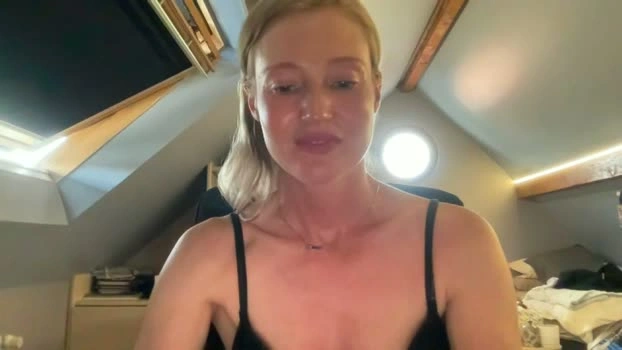 lili_blue1 29-06-2026 Cam Show lovense deepthroat