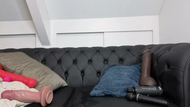 siswet19 28-06-2026 Cam Show skinny suckshow