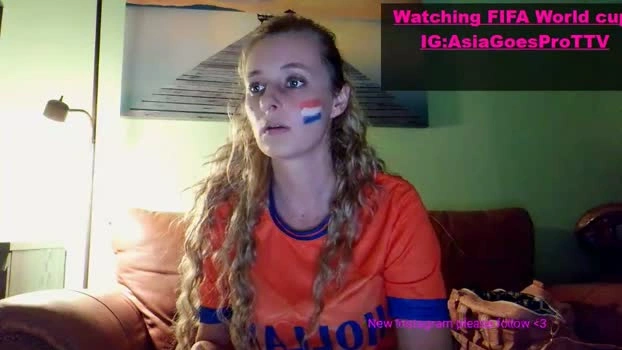 yoursecretgirlfriend963 30-06-2026 Cam Show moan Pretty