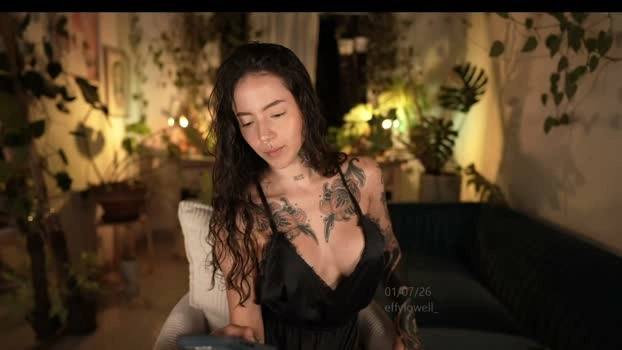 effylowell_ 02-07-2026 Cam Show lick lovense