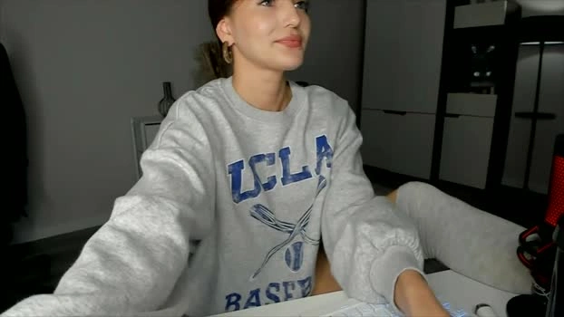 xxx_leila 06-07-2026 Cam Show fingering skinny