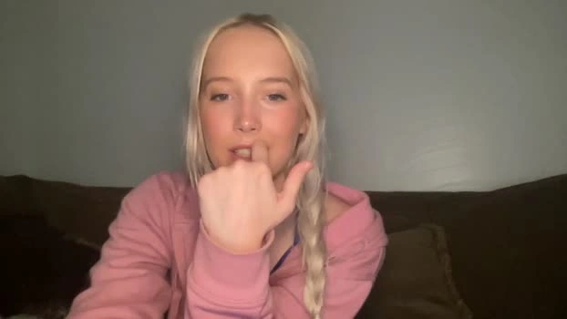 annaxbliss 17-07-2026 Cam Show spanking hard