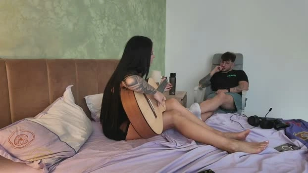 rrr1995 18-07-2026 Cam Show spank Ass