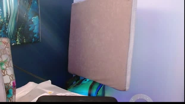 zoeyportland 18-07-2026 Cam Show playtime Recorded