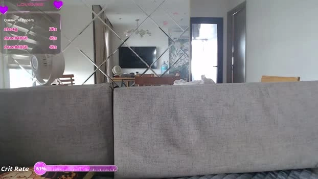 itskittyy 24-07-2026 Cam Show strip Naked