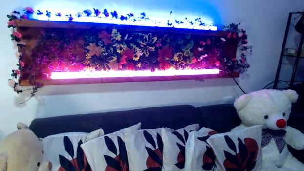 sexy_ginuin_couple 26-07-2026 Cam Show Wet fuck